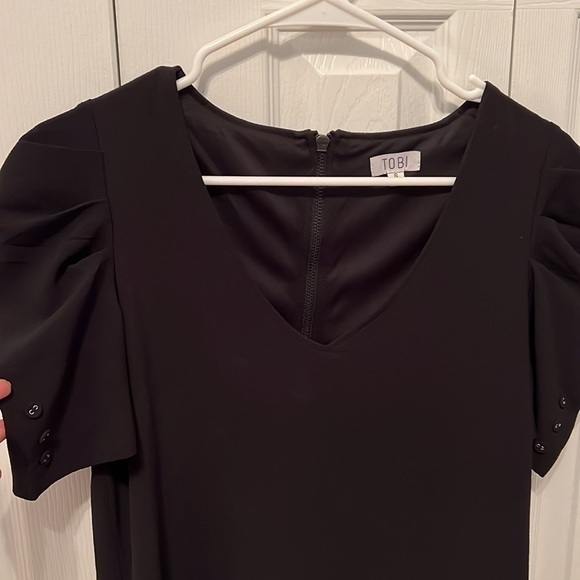 Black Dress with pockets - Picture 2 of 3